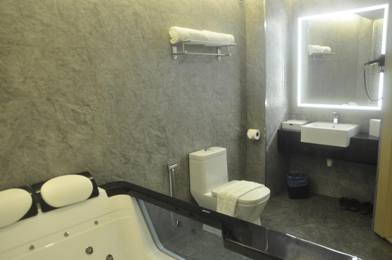 Geobay Hotel Johor Bahru Ngoại thất bức ảnh